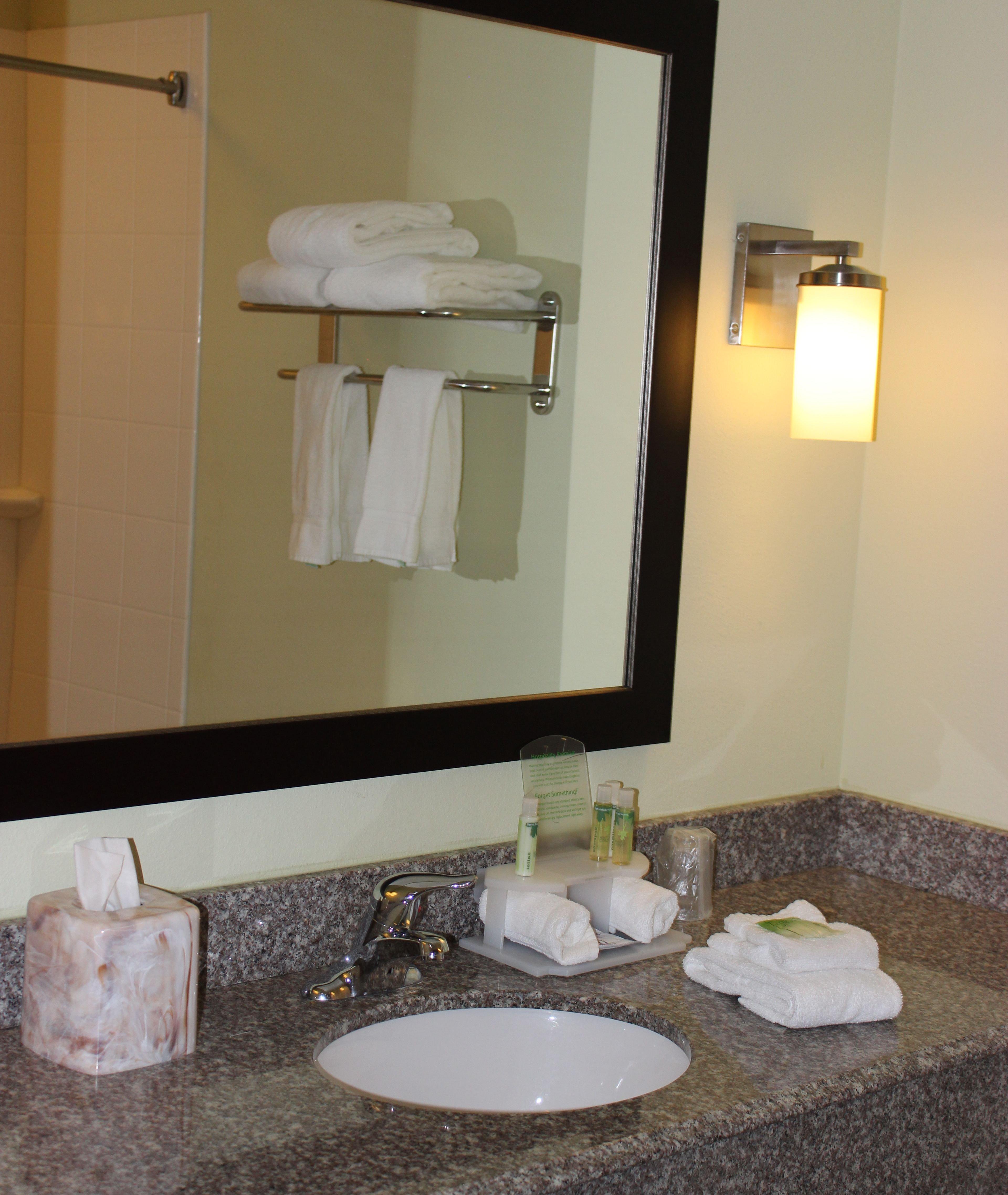 Holiday Inn Express & Suites Lebanon By Ihg Bagian luar foto