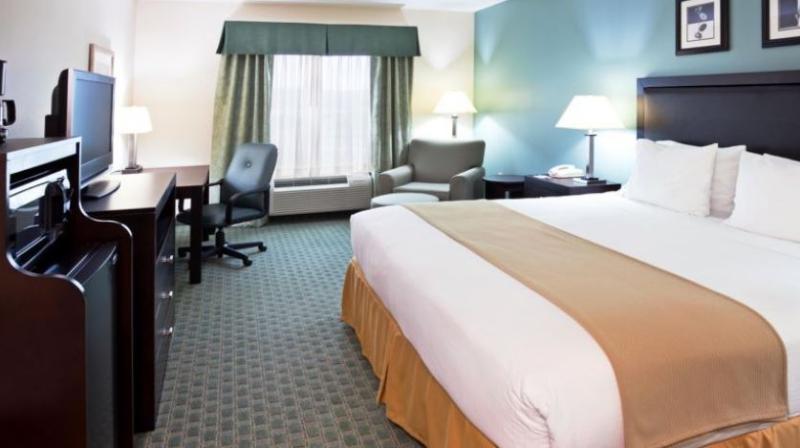 Holiday Inn Express & Suites Lebanon By Ihg Bagian luar foto